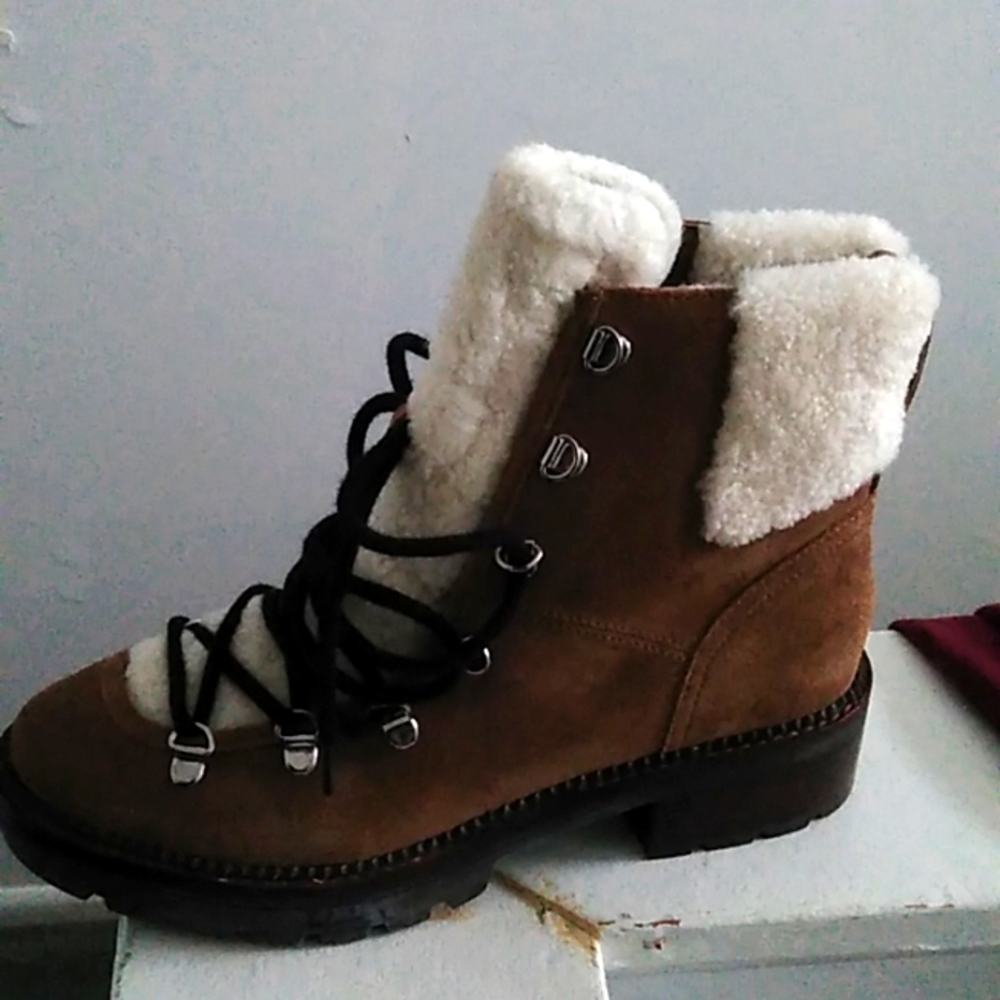 MLVAPELL Leather  8.5 Ankle  Boots -Stylish